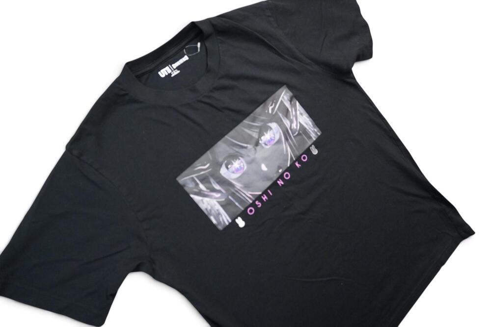 Oshi No Ko Uniqlo UT Shirt Mens Large Black Ai Hoshino Anime Graphic Tee